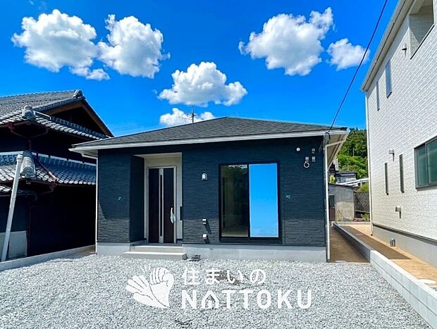 【現地写真（外観）【１号地】】耐震等級最高「３」取得で基準の１.５倍の性能・耐震強度で安心できます。