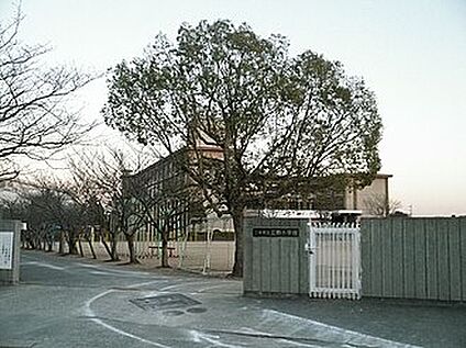 三木市立広野小学校 980ｍ(徒歩13分)