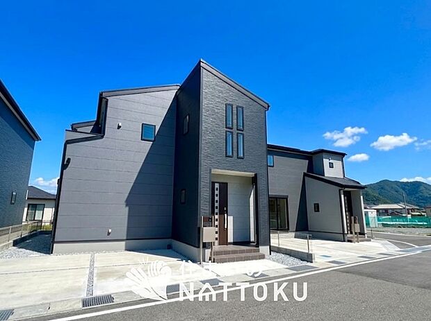 【現地写真(街並み)】耐震等級最高「3」取得で基準の1.5倍の性能・耐震強度で安心できます。