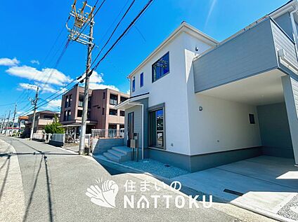 現地写真（前道含む外観）