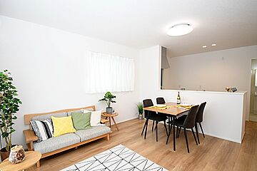 太陽光6.60kW搭載 ZEH住宅 松山市鴨川建売(1)(2) その他