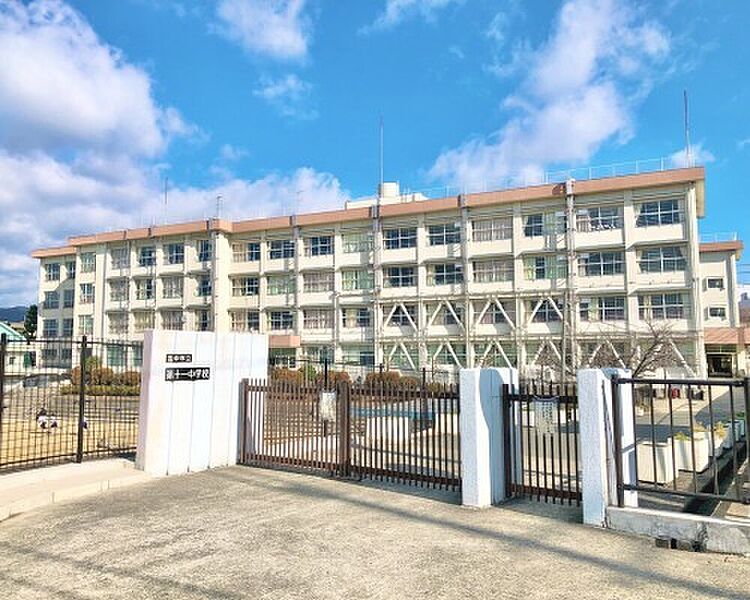 【学校】豊中市立第十一中学校