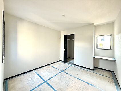 【洋室(6.3帖)】