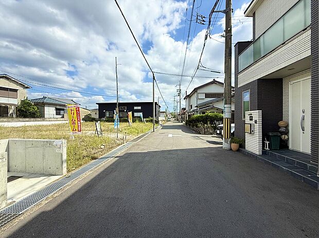 【【前道写真】】■お電話で事前にご予約いただければ、平日のお仕事帰りのご案内も対応可能です。お客様のご都合に合わせて柔軟に対応いたしますので、お気軽にご相談ください!現地(2025年10月)撮影