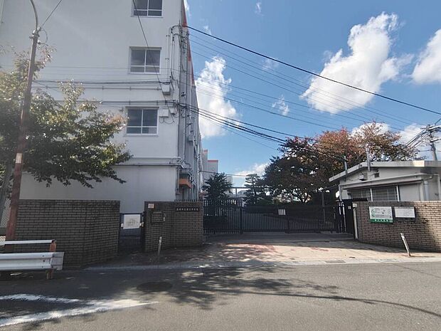 高槻市立第六中学校
