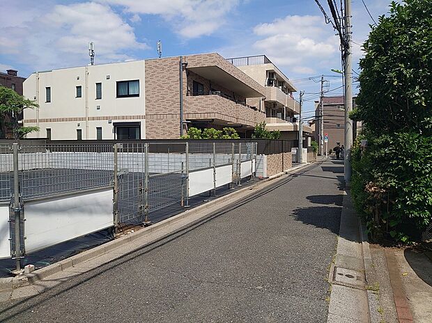 現地