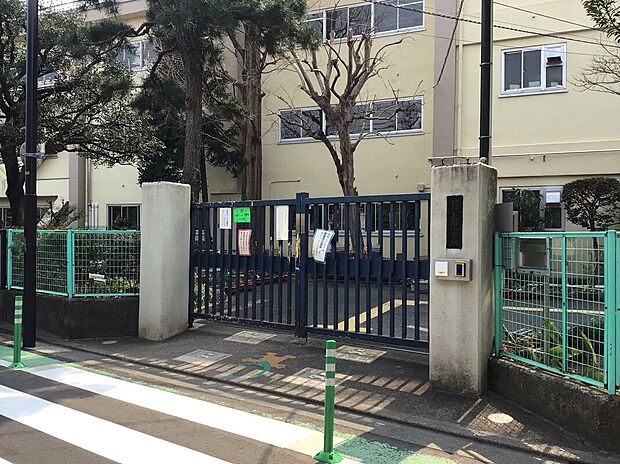 杉並区立永福小学校