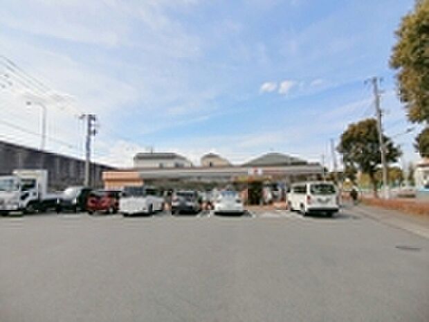 セブンイレブン四谷2丁目店(約460m)