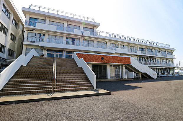 府中市立府中第十中学校(約1,420m)