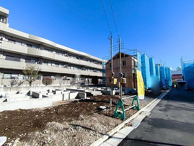 【現地外観】2026年2月中旬の完成を目指しています。早くも残8棟!お早めにご相談下さい。