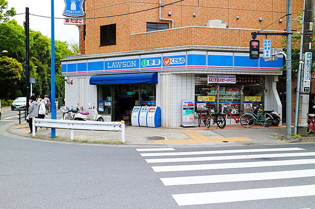 ローソン 府中晴見町三丁目店