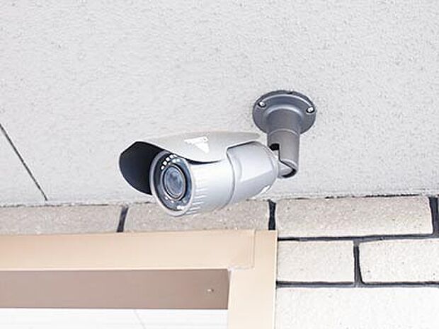 【【防犯カメラ】】犯罪の抑止だけでなく、万が一事件が発生した際に「証拠映像」として活用できます