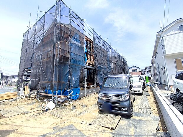 【現地外観写真】風通しや採光にも気を配った設計のお家は、快適な住環境をお約束します。