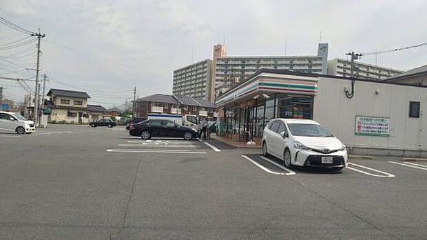セブンイレブン 八幡本城店
