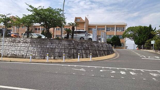 芦屋町立芦屋中学校