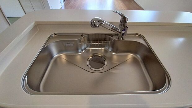 【シンク】同仕様物件の設備です。実際とは異なる場合があります。