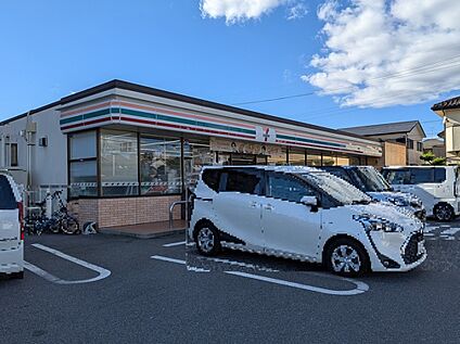 セブンイレブン尾張旭白鳳店 470m( 徒歩6分)