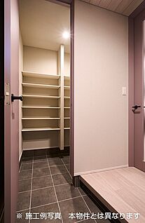 A棟 シューズクローク施工例