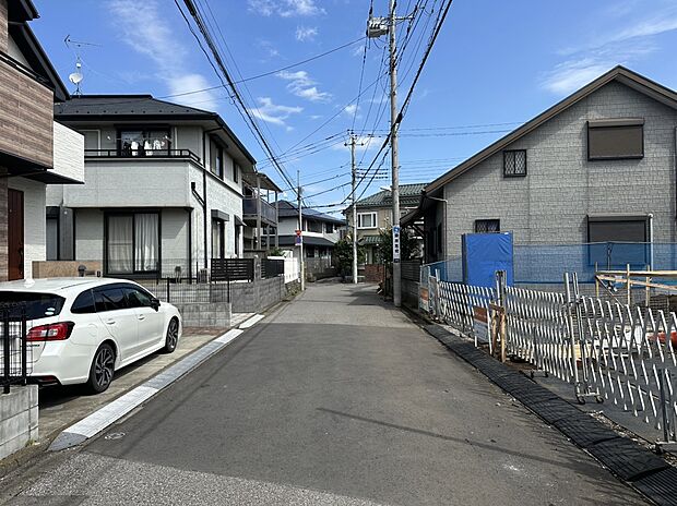【前面道路含む現地写真】現地（2025年9月）撮影