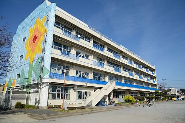 関前南小学校(約160m)