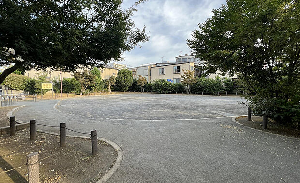北町公園(約140m)