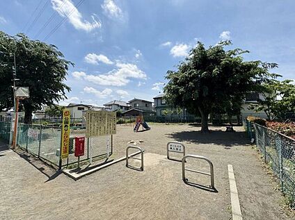 戸倉富士見公園 200ｍ