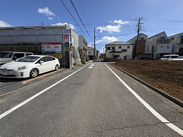 【前面道路含む現地写真】現地（2026年8月）撮影