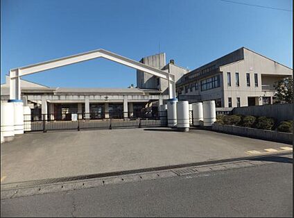 那珂市立菅谷東小学校 約300m(徒歩約4分)