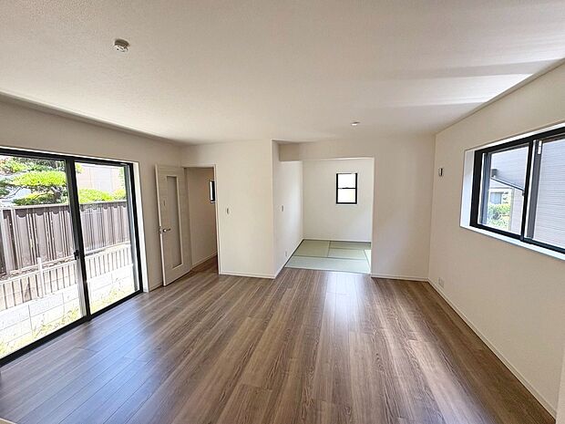 東向き日当たり良好！たっぷりの陽光に包まれる明るい住まい♪