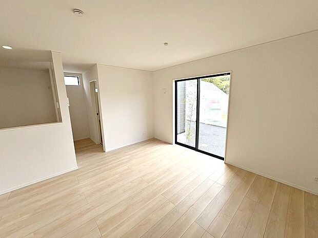 「急に物件が見たくなったけど、予約がいっぱい…?」そんな時も心配いりません!当日いつでも大歓迎です!お気軽にお電話ください!お待ちしてます!