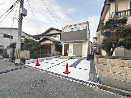 前面道路を含む現地写真