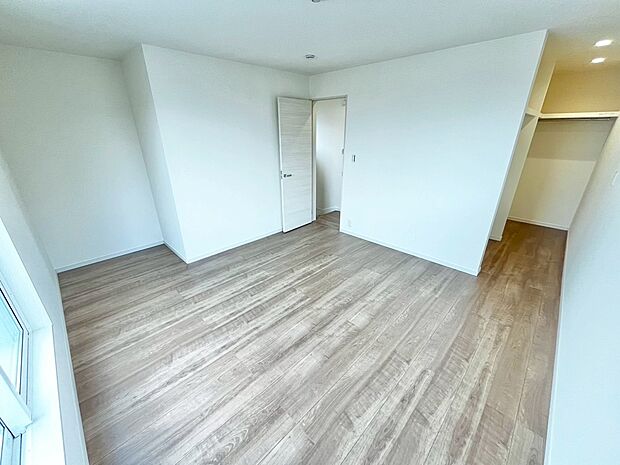 【洋室】内覧予約は当日から承っております！お気軽にお問い合わせ下さいませ♪