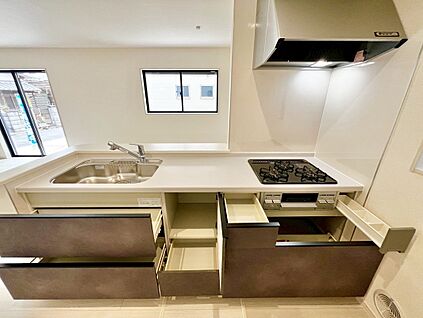 ３口コンロ・浄水器付システムキッチン