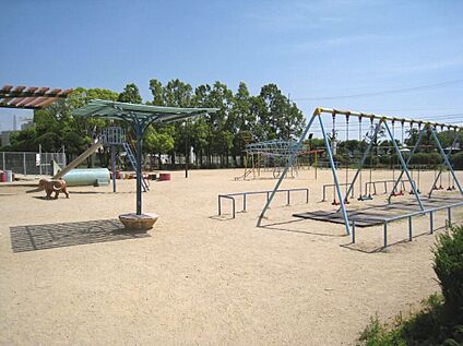 畦田公園 約1140ｍ(徒歩１５分)