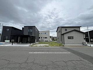 【福井市大宮5丁目C棟】ZEH仕様の高断熱・太陽光パネル4.92kw搭載の新築一戸建て その他