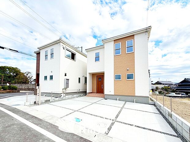 現地写真（街並み）
全６邸
駐車２台可能
