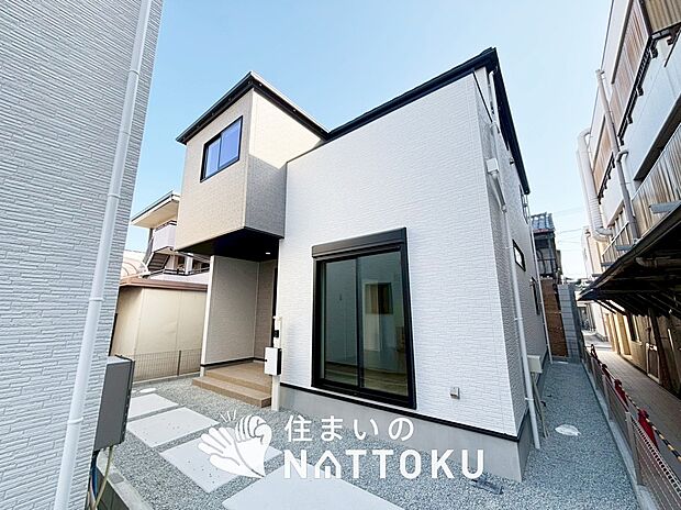 現地写真（街並み）
全２邸
駐車２台可能
