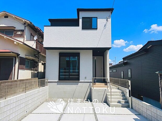 現地写真（外観）
限定１邸
駐車２台可能