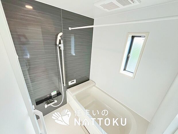 現地写真(キッチン)
収納たっぷりのシステムキッチン、浄水器付水栓を標準装備しています。