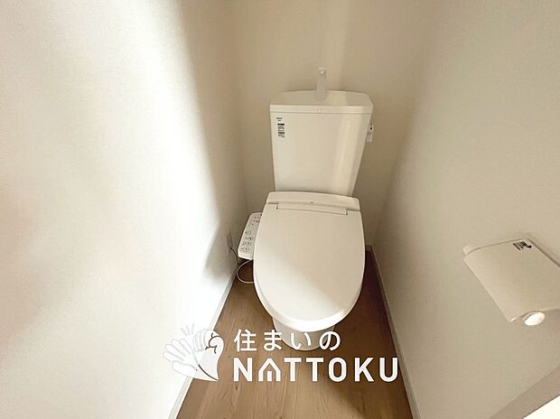 現地写真(浴室)
浴室暖房乾燥機付き。1坪タイプで広々です。