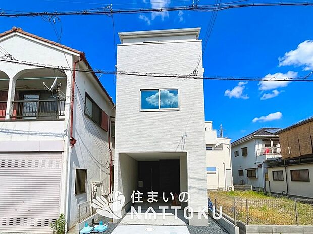 現地写真(外観)
限定1邸
駐車1台可能