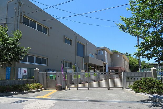 京田辺市立田辺中学校(約3,400m)