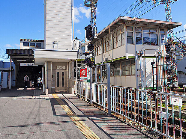 近鉄南大阪線「古市駅(約3,100m)