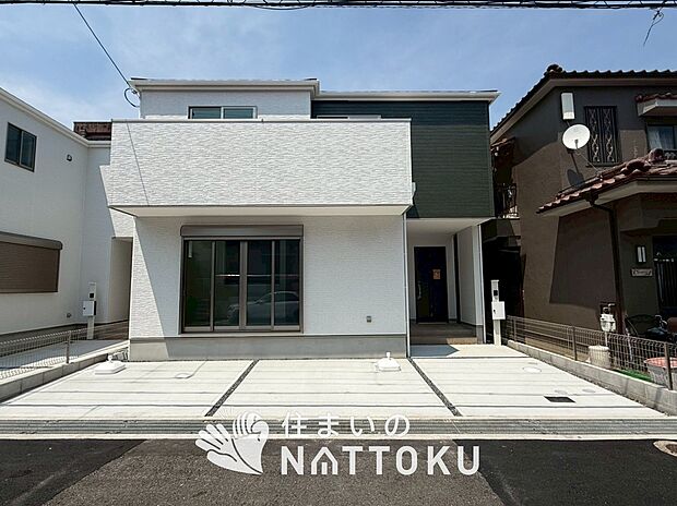 【現地写真（外観）【２号地】】断熱性、気密性を高める工夫で一年中ずっと心地よく暮らせる、高気密・高断熱です。