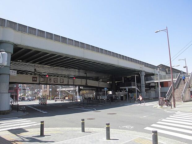 近鉄けいはんな線「新石切駅」（約1,900m）