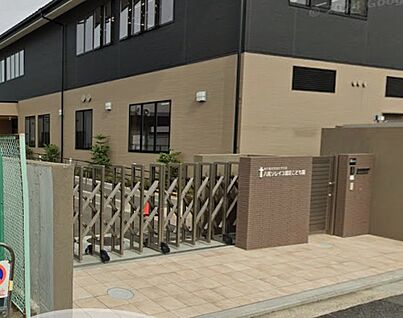 神戸教育短期大学付属八尾ソレイユ認定こども園 320ｍ(徒歩4分)
