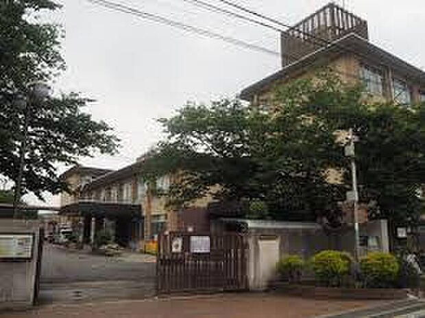 京都市立日野小学校（約430m）