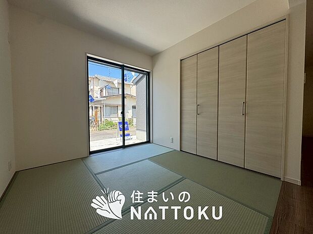 【現地写真（和室）】大壁仕様の新和室。くつろぎの空間です。