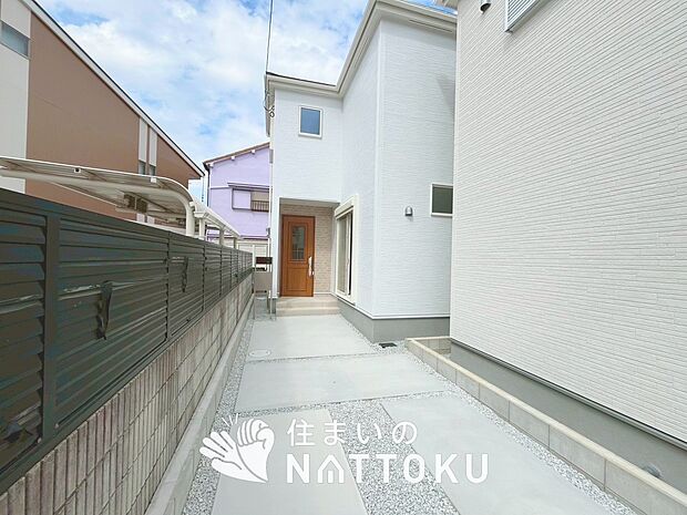 【現地写真（外観）【２号地】】健康被害に配慮したもっとも安全性の高い建材を採用し、シックハウス対策をしております。