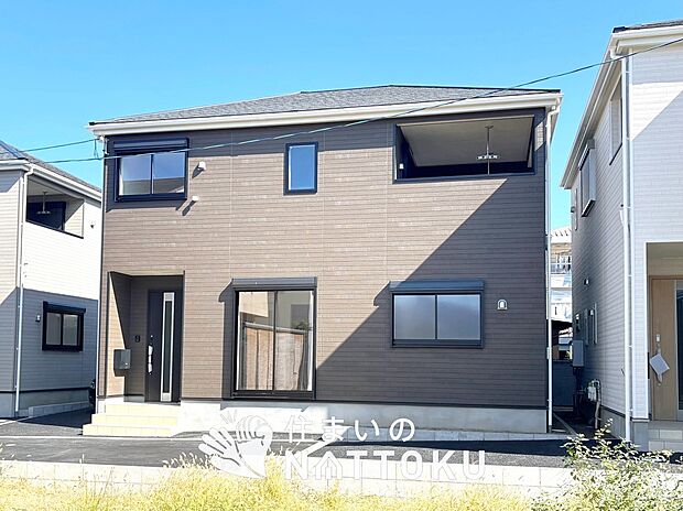 【現地写真（街並み）】住宅性能表示制度で５分野７項目で最高等級取得で安心できます。